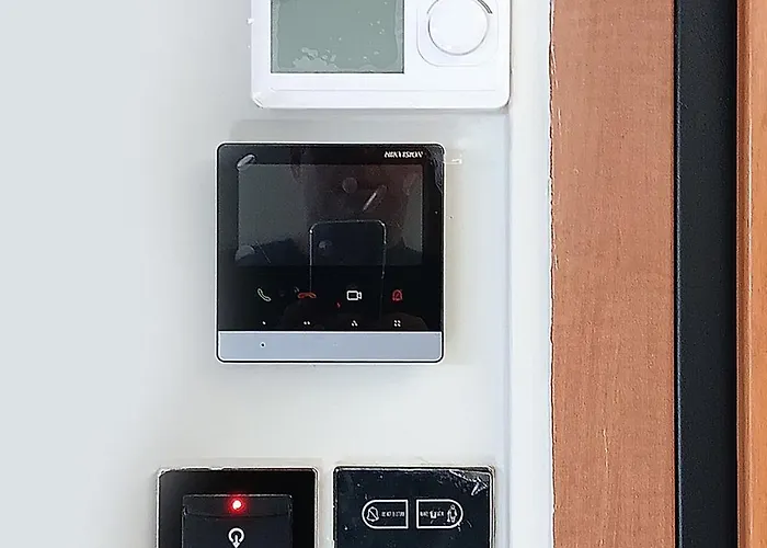 Metaxenia's 302 Tesalónica